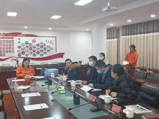 洛阳市民政局副局长一行调研走访阳光社工服务站(图2)