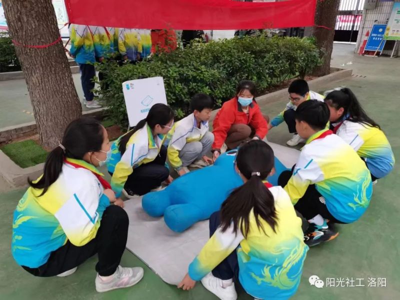 【定鼎门办社工站】全国防灾减灾宣传周活动——生存训练营(图5)