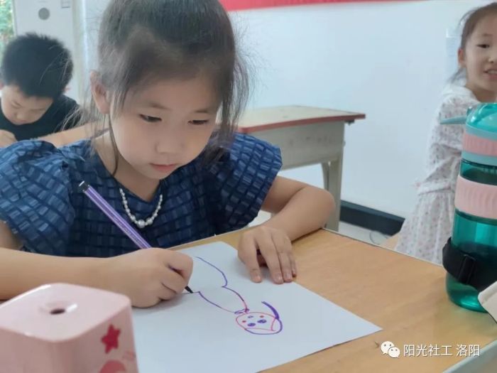 【定鼎门街道社工站】 定鼎门街道爱心暑托班开课啦！(图3)