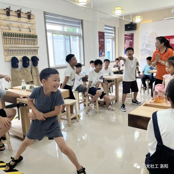 【定鼎门街道社工站】千站暖万家“儿童关爱行动”手工粘土活动(图4)