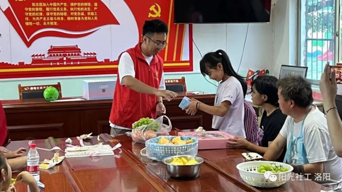 【邙岭镇社工站】千站暖万家·“走进儿童，点亮希望”儿童关爱活动(图5)
