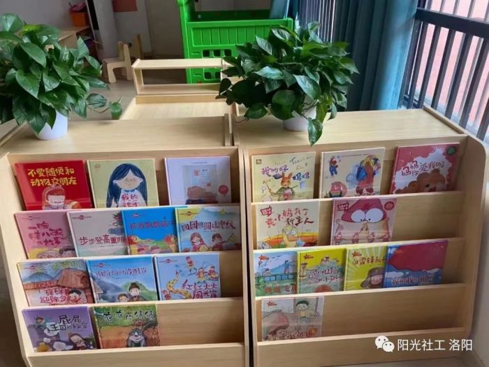 总价值540000元的壹基金阅读包落地洛阳市38所学校(图8)