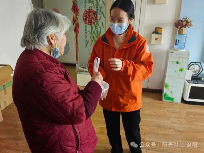 【定鼎门街道社工站】“一家一勺米，共熬腊八粥”主题活动(图5)