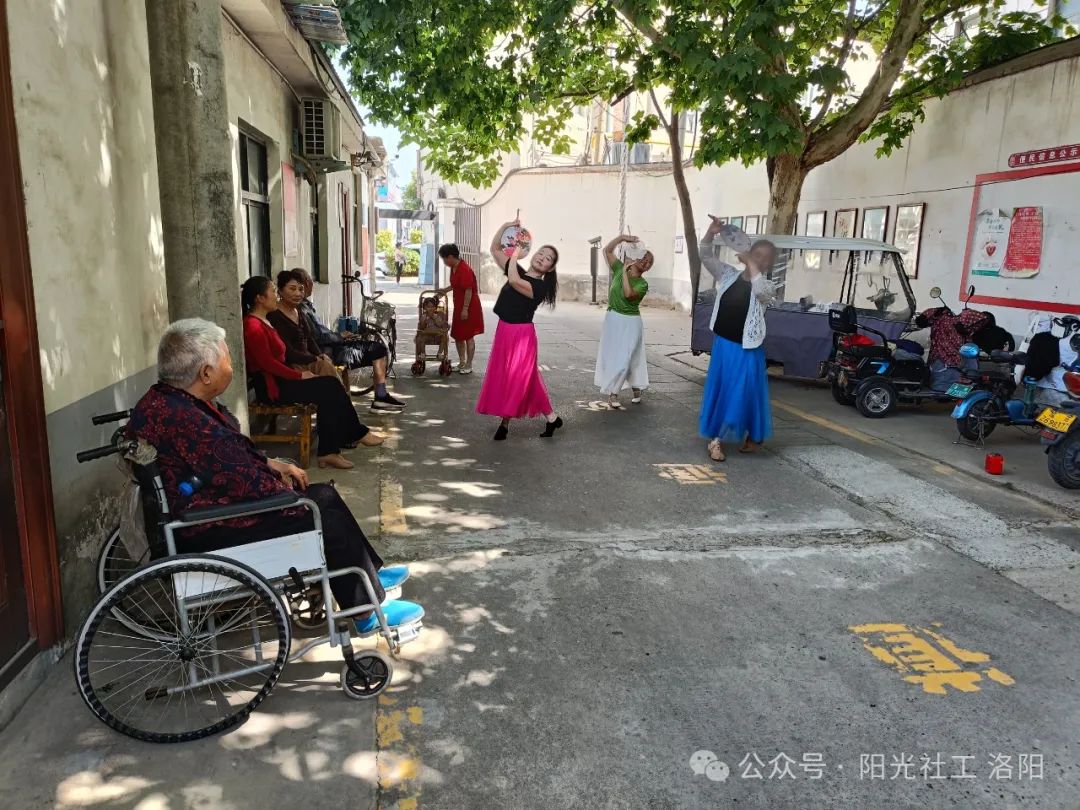 定鼎门社工站“一个观众的剧场”第一期(图4)