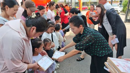 一家一勺米 共做百家粽(图7)