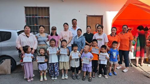 一家一勺米 共做百家粽(图8)
