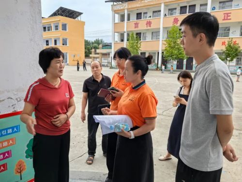 壹基金6台智能净水设备落地洛宁县(图2)